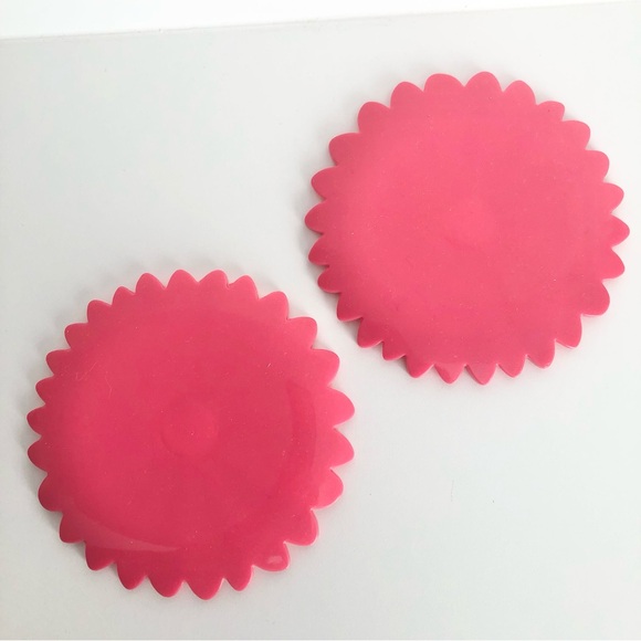 Like New Set of Two (2) Pink Coral Floral Flower Silicone Drink Table Coasters - Picture 5 of 8